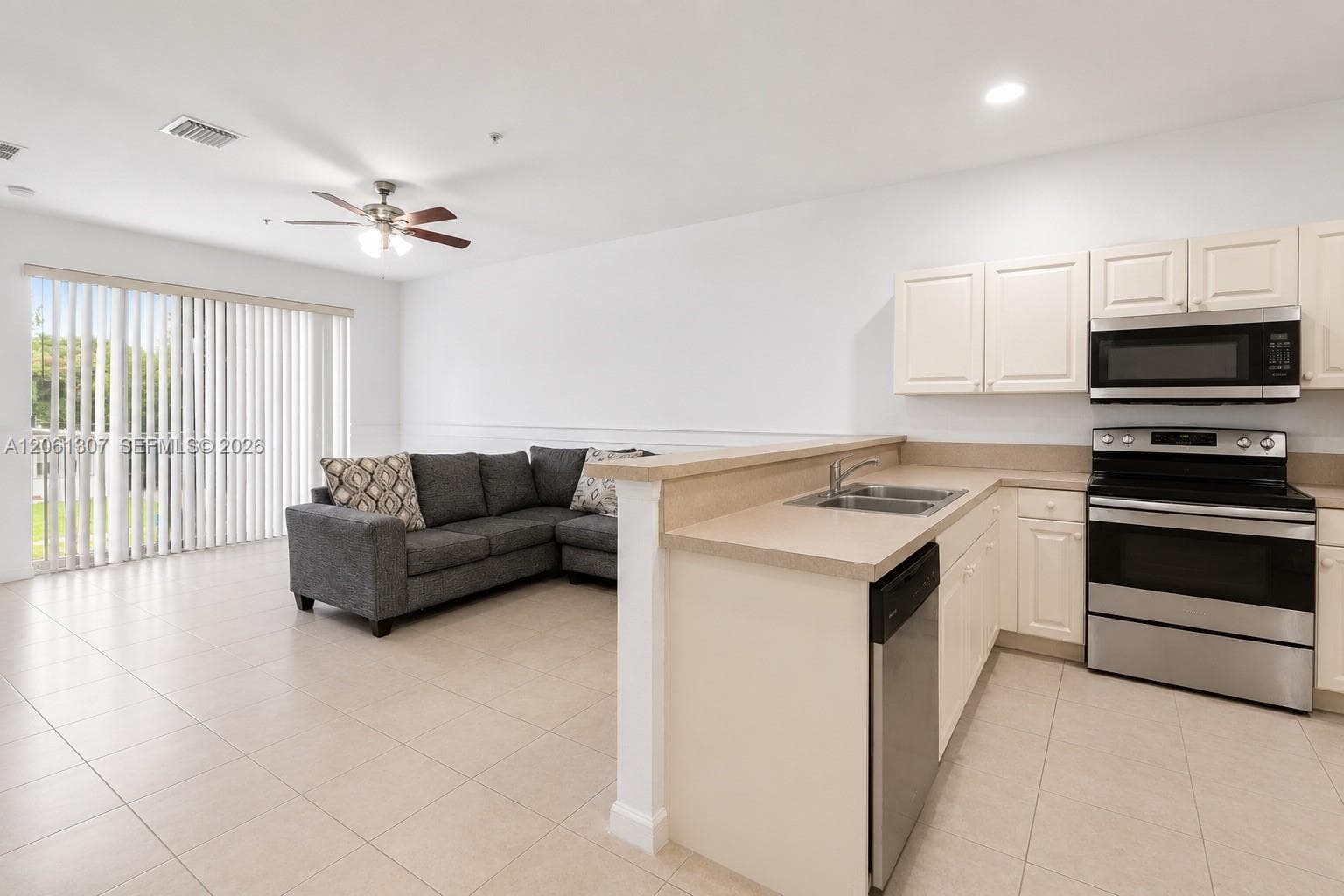 1925 Marsh Harbor Dr # 204, Riviera Beach, FL 33404 — zdjęcie 3