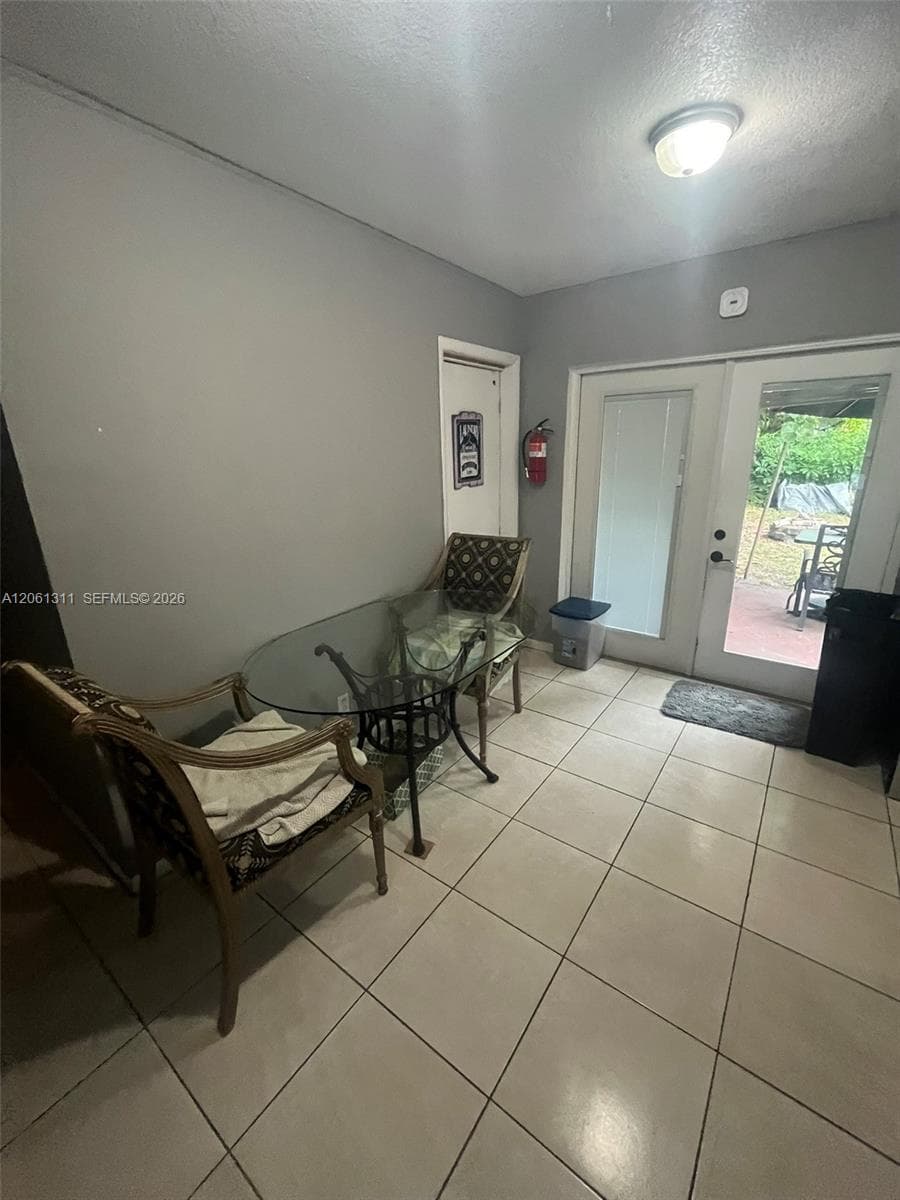 240 NE 23rd Ct, Pompano Beach, FL 33060 — zdjęcie 5