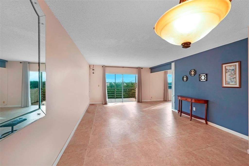 7500 NW 30th Place # 402, Sunrise, FL 33313 — zdjęcie 5