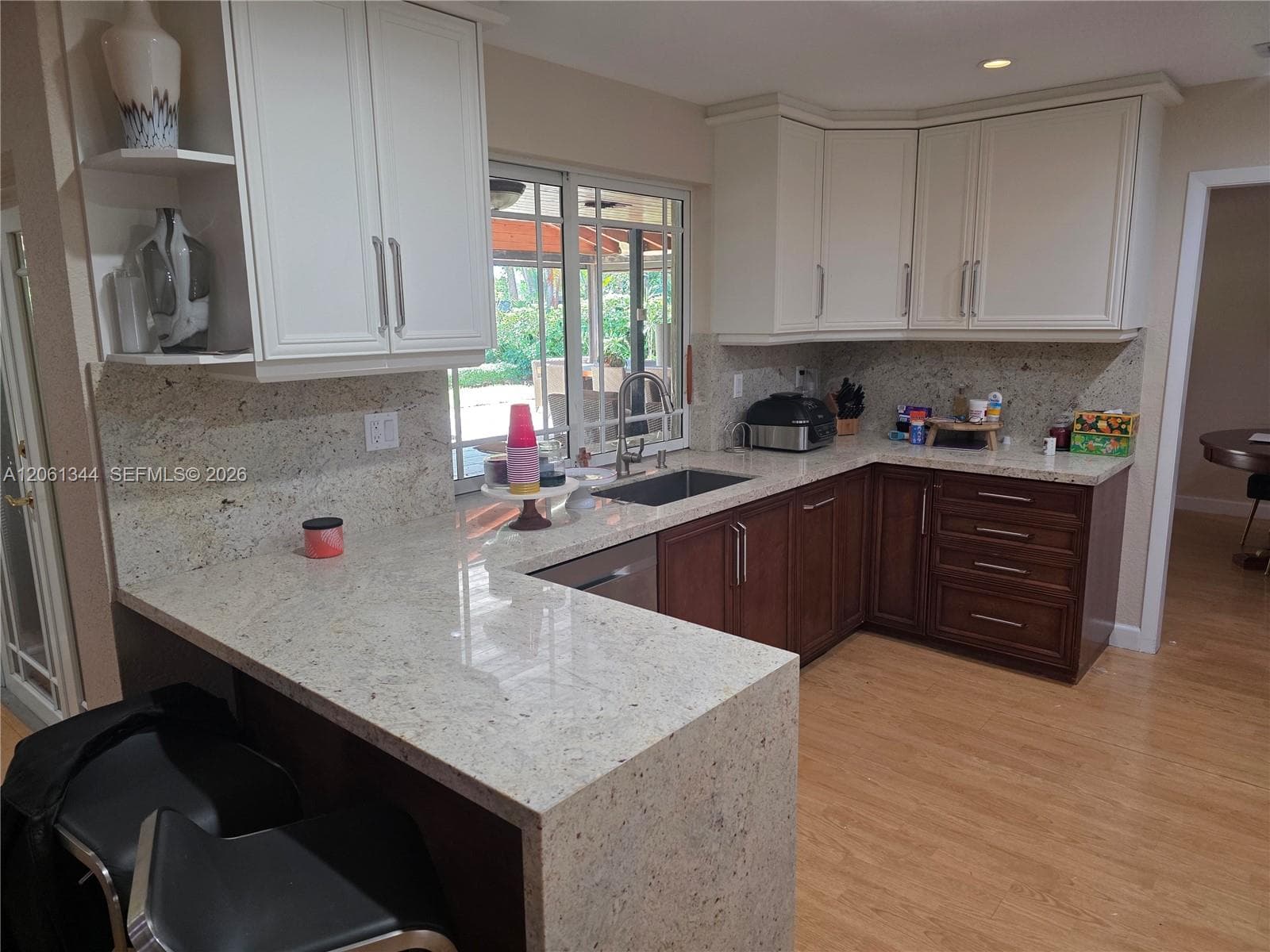 15331 Durnford Dr, Miami Lakes, FL 33014 — zdjęcie 4