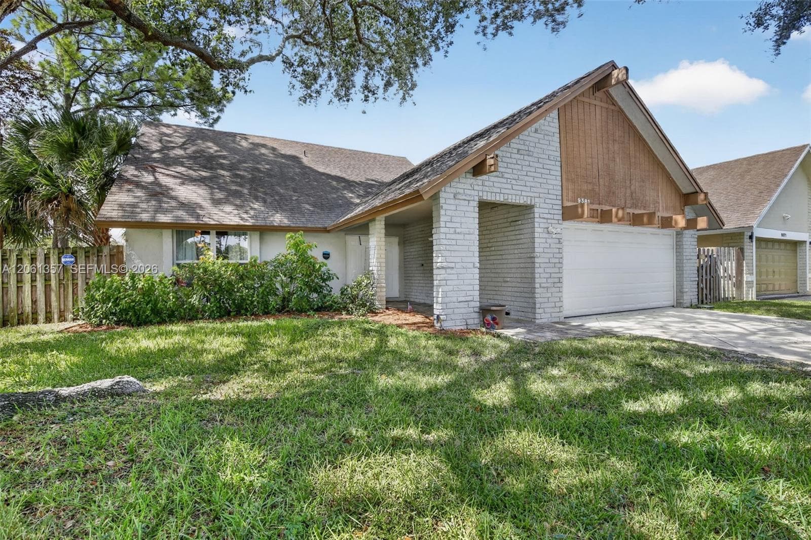 9381 NW 35th Pl, Sunrise, FL 33351 — zdjęcie 2