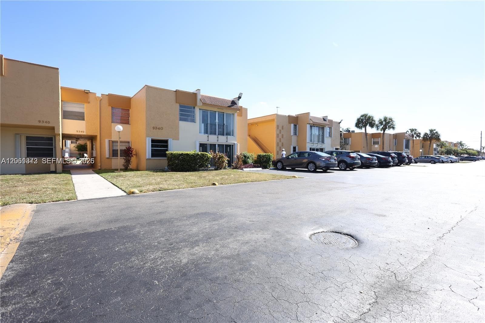 9340 W Flagler St # 104B, Miami, FL 33174
