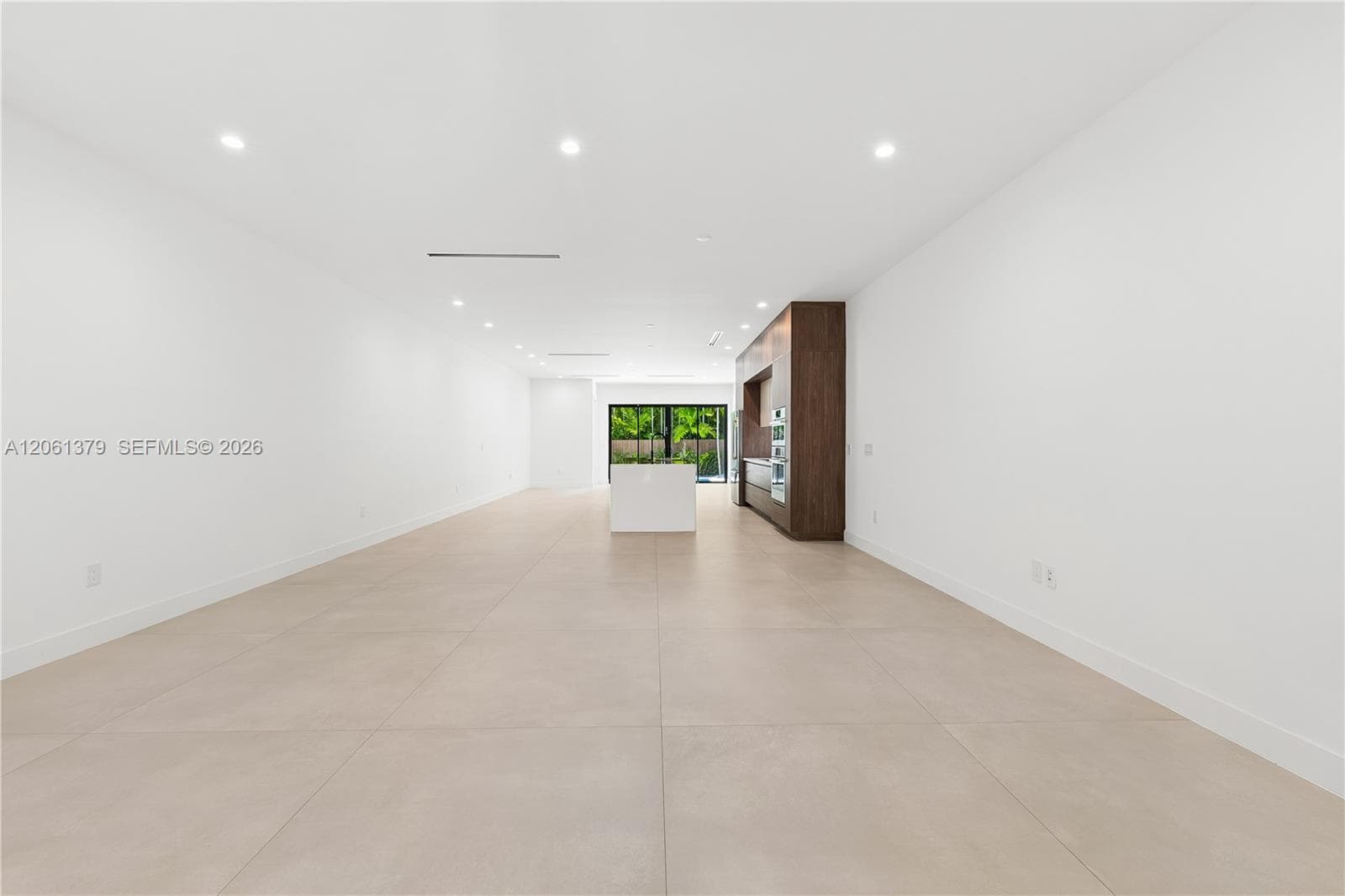 3352 SW 28th Ter, Miami, FL 33133 — zdjęcie 5