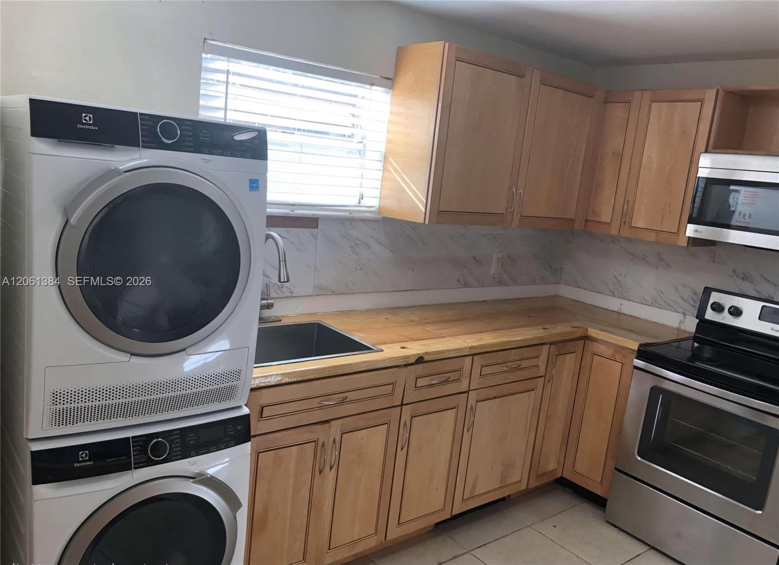 4235 N University Dr # 306, Sunrise, FL 33351