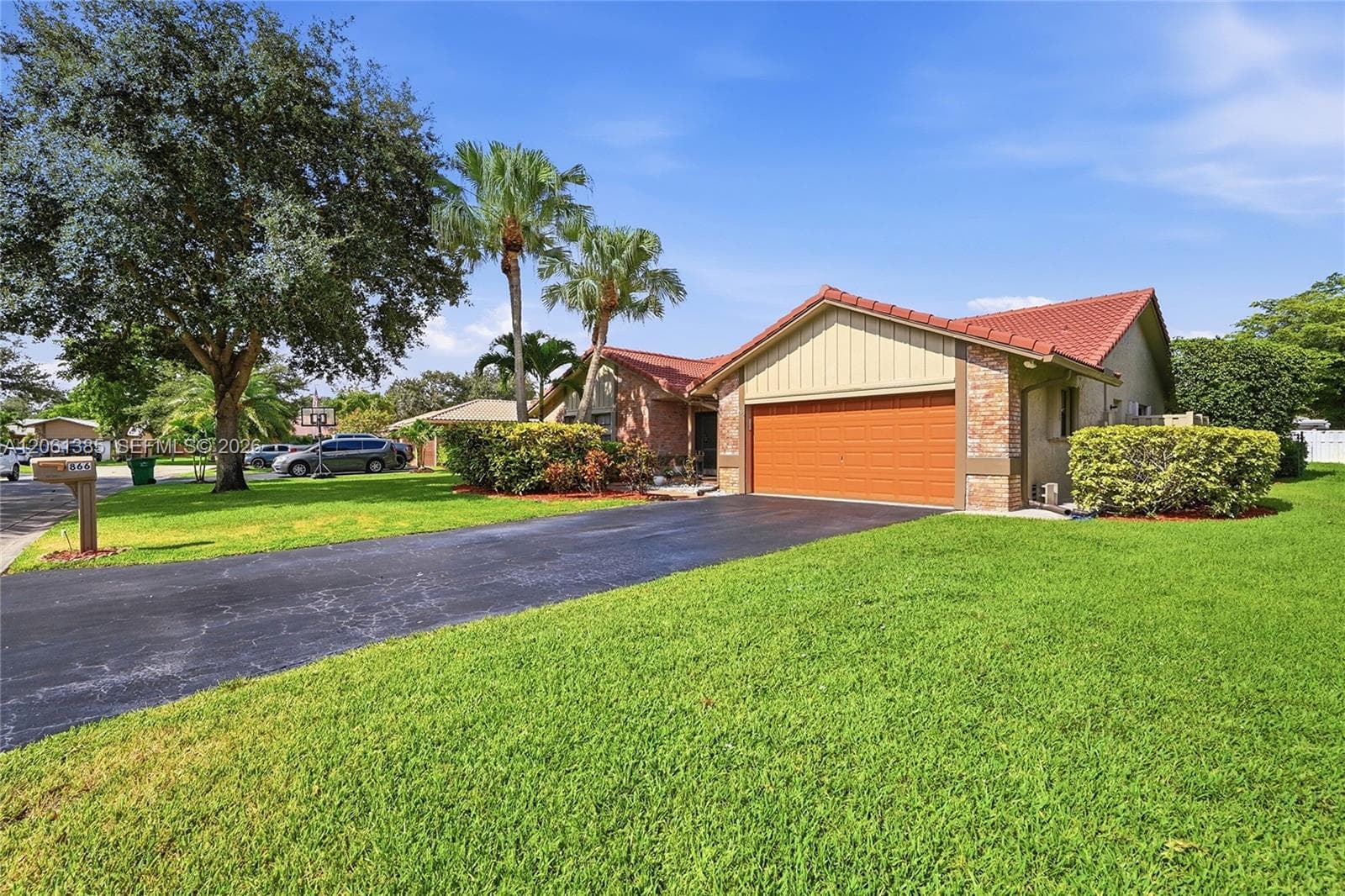 866 NW 110th Ave, Coral Springs, FL 33071 — zdjęcie 2