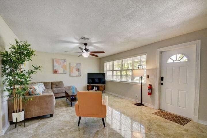 168 SE 31ST Avenue, Boynton Beach, FL 33435 — zdjęcie 3