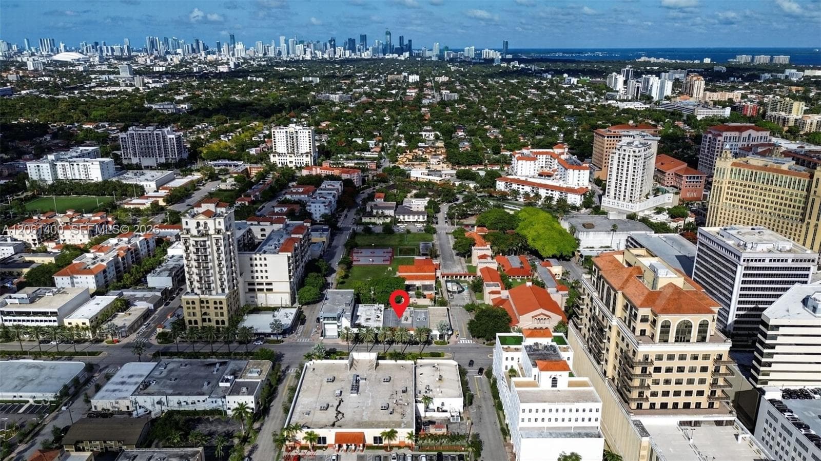 1919 -1923 Ponce De Leon Blvd, Coral Gables, FL 33134 — zdjęcie 2