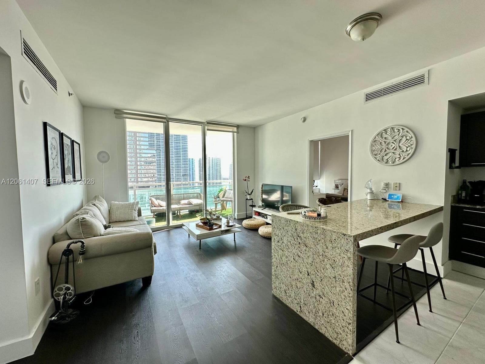 950 Brickell Bay Dr # 2406, Miami, FL 33131 — zdjęcie 2