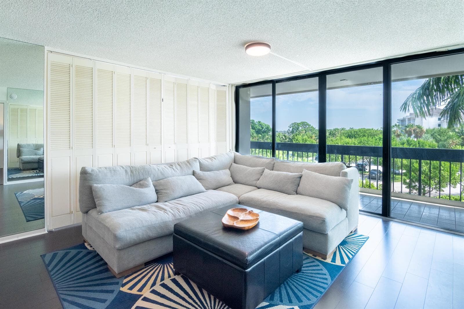 2400 PRESIDENTIAL Way # 302, West Palm Beach, FL 33401 — zdjęcie 2