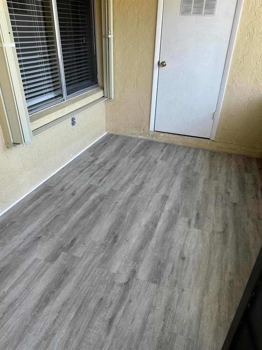436 PINE GLEN Lane # D-1, FL 33463 — zdjęcie 2