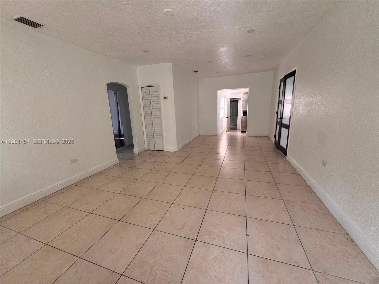 124 NW 89th St # 124, El Portal, FL 33150 — zdjęcie 2