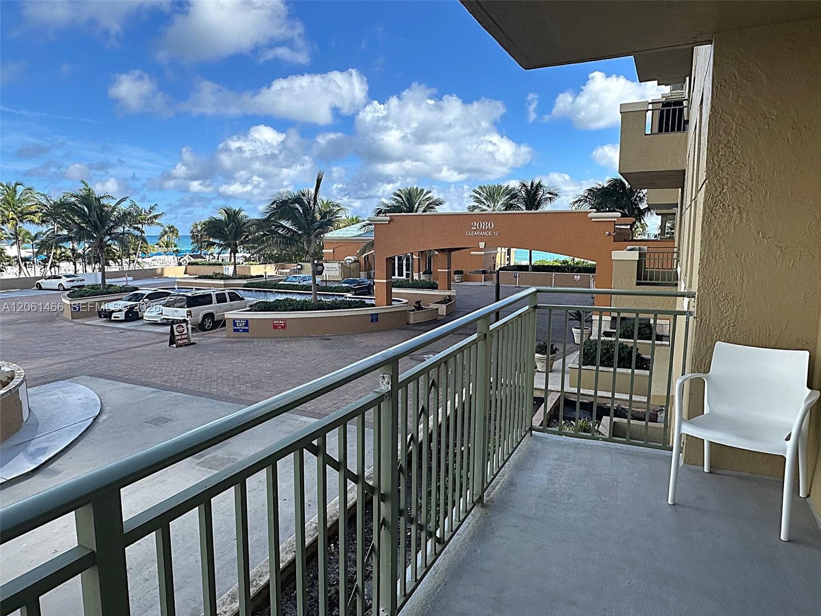 2080 S Ocean Drive # 204, Hallandale Beach, FL 33009 — zdjęcie 4