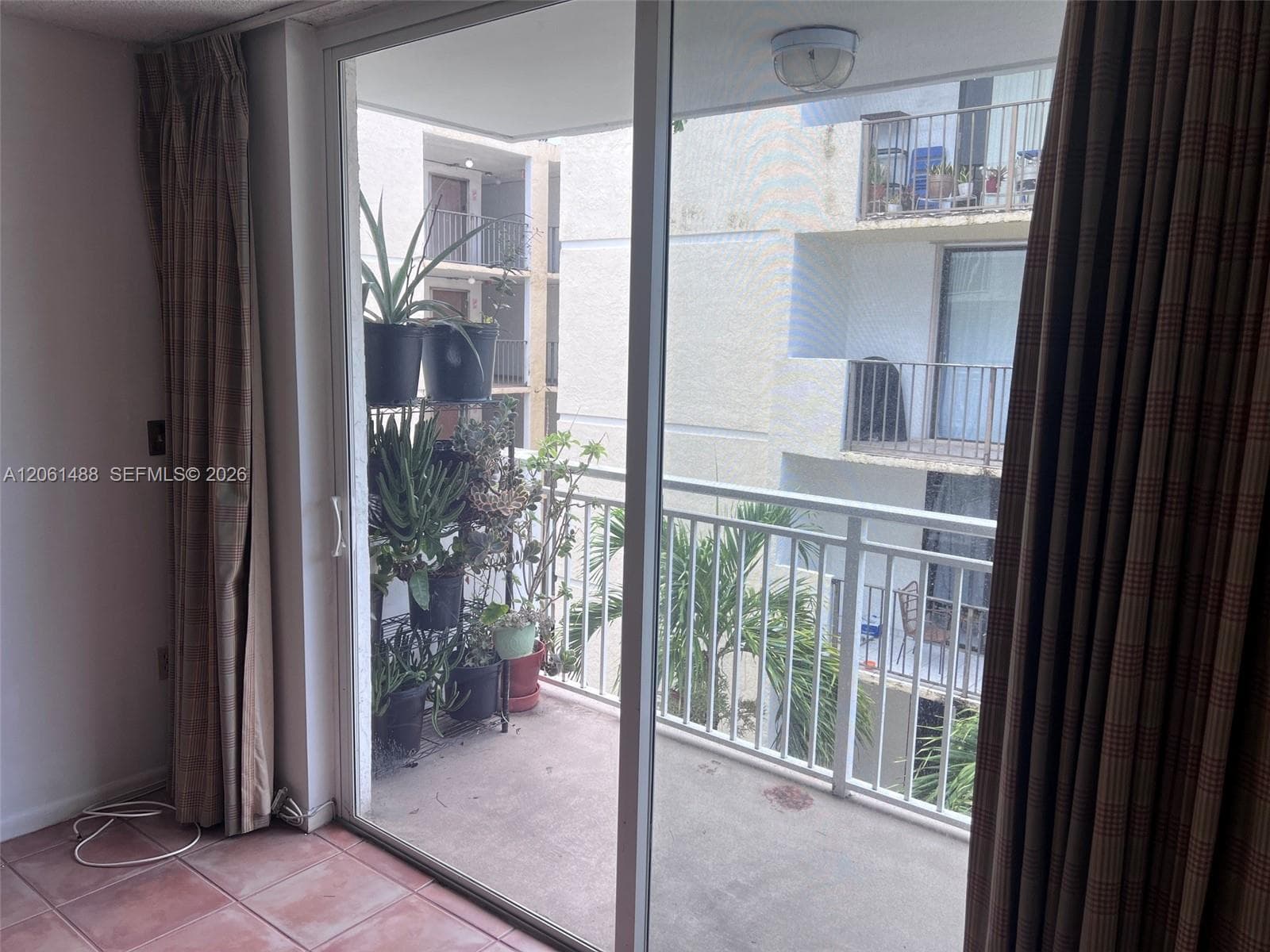 1665 Bay Rd # 416, Miami Beach, FL 33139 — zdjęcie 4