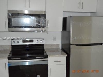 5625 W 20th Ave # 113, Hialeah, FL 33012 — zdjęcie 2