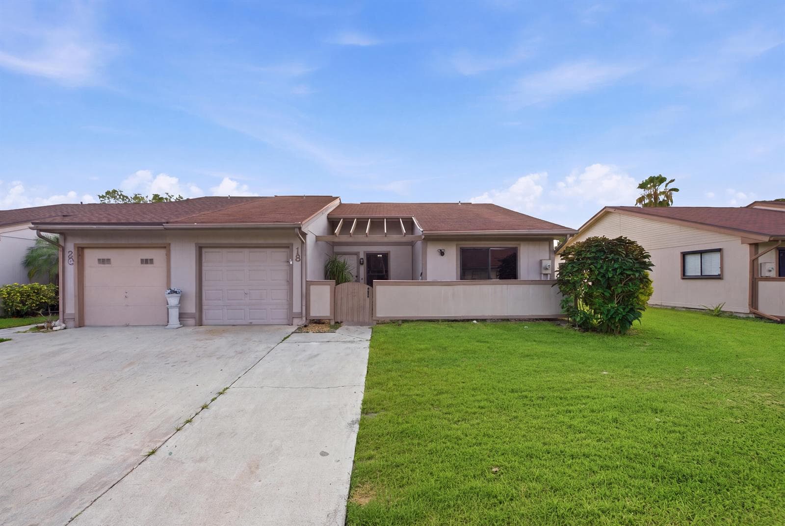 18 WINCHMORE Lane, Boynton Beach, FL 33426
