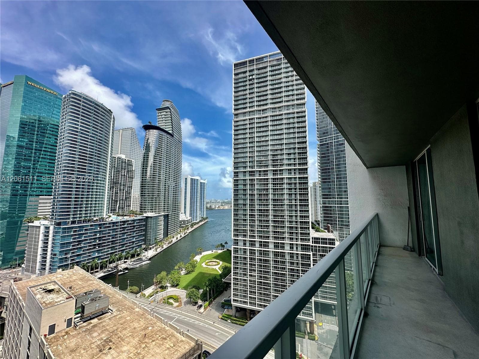 500 Brickell Ave # 2407, Miami, FL 33131 — zdjęcie 2