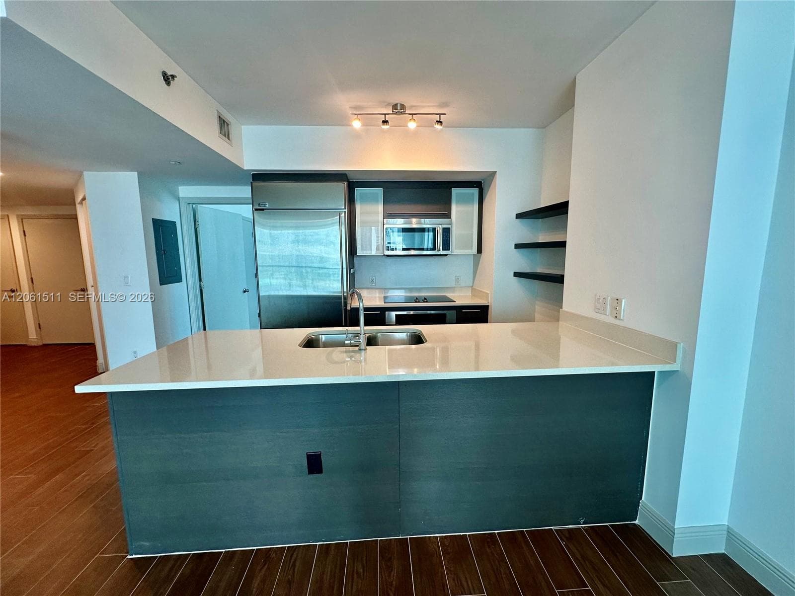 500 Brickell Ave # 2407, Miami, FL 33131 — zdjęcie 4