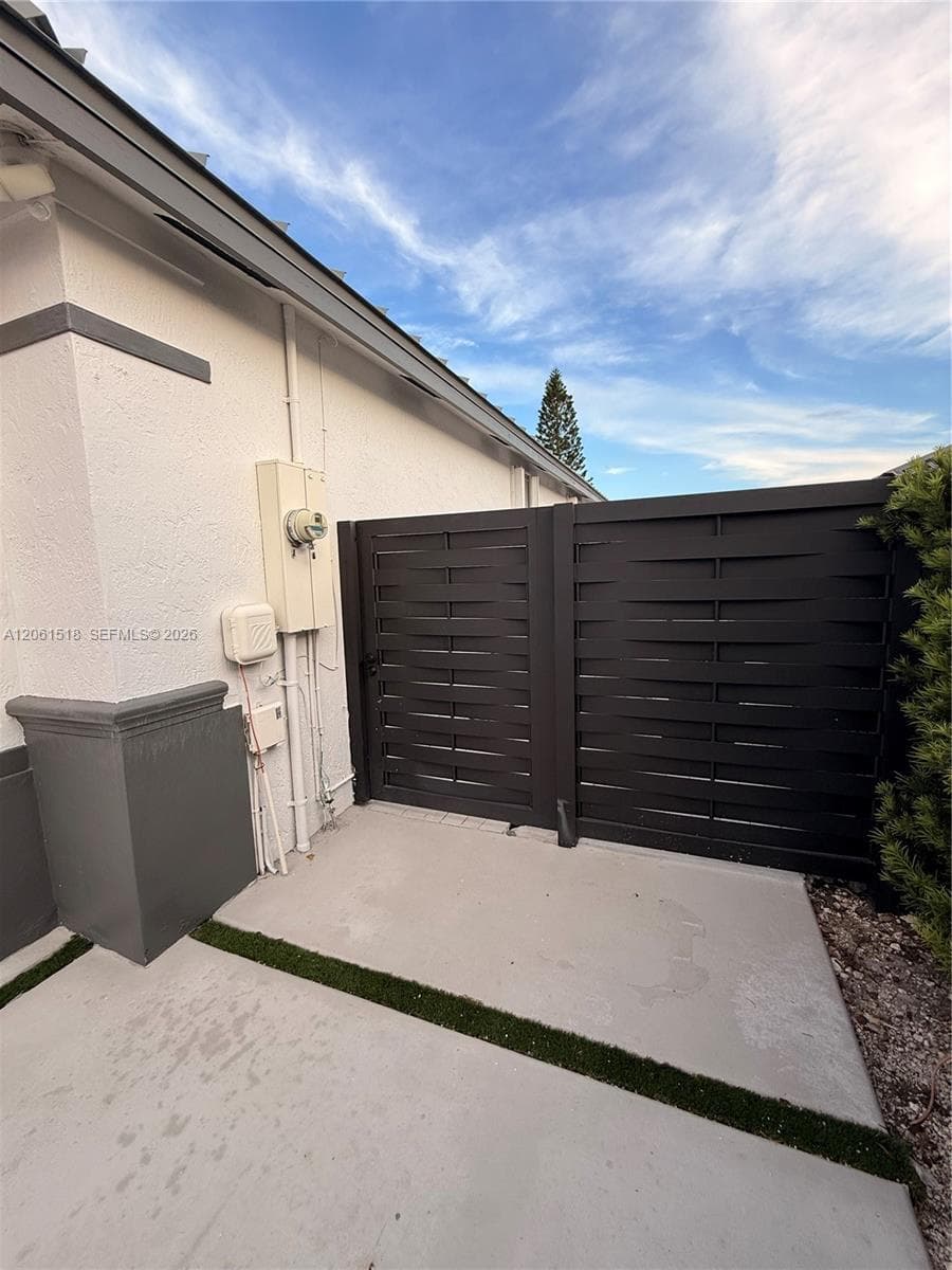 15462 SW 39th St, Miami, FL 33185 — zdjęcie 2