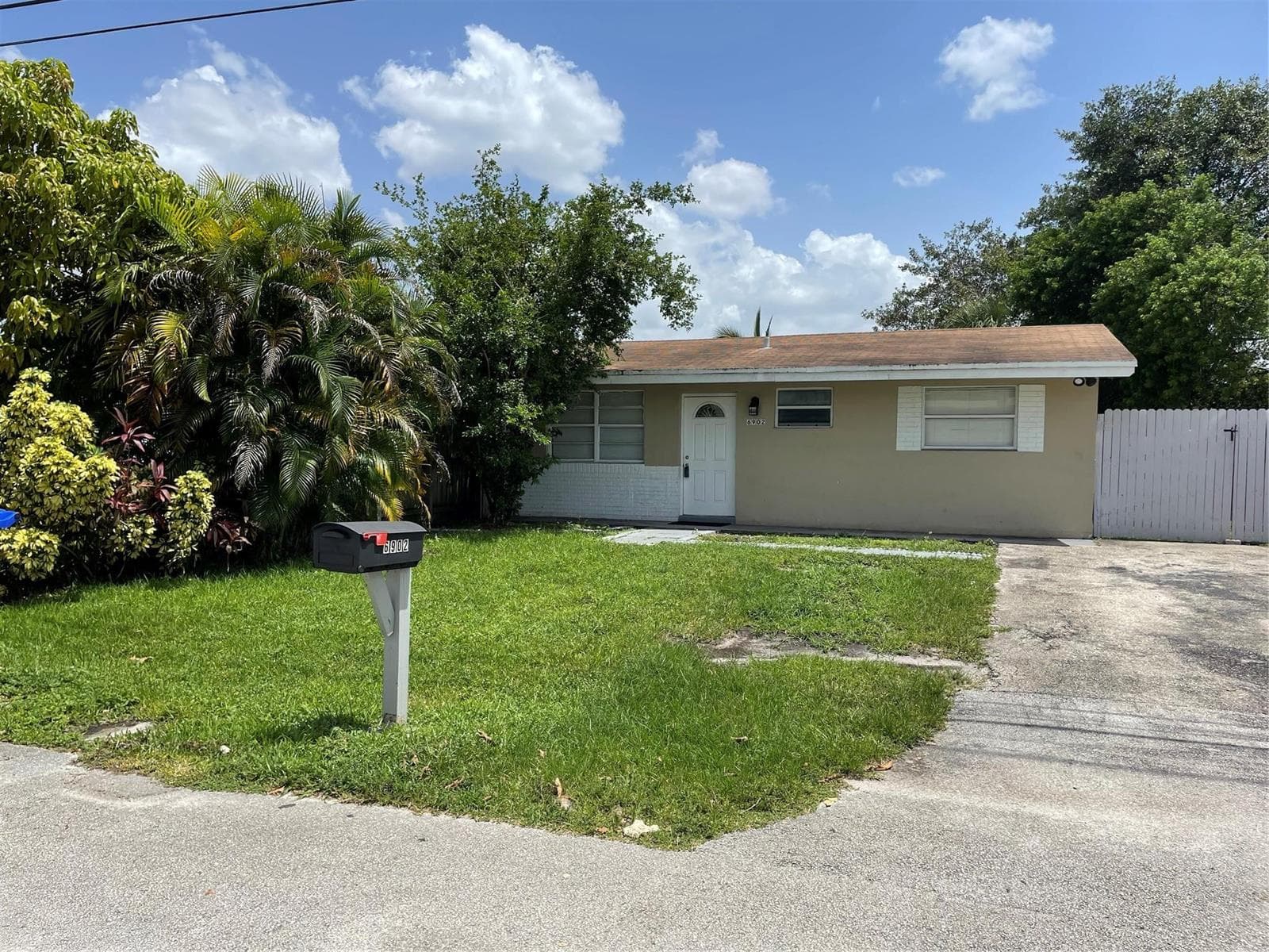 6902 SW 15th Street, North Lauderdale, FL 33068 — zdjęcie 3