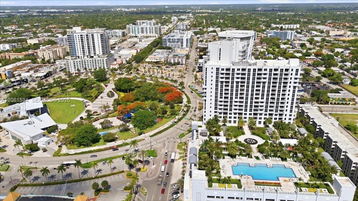 1776 Polk St # 703, Hollywood, FL 33020 — zdjęcie 3