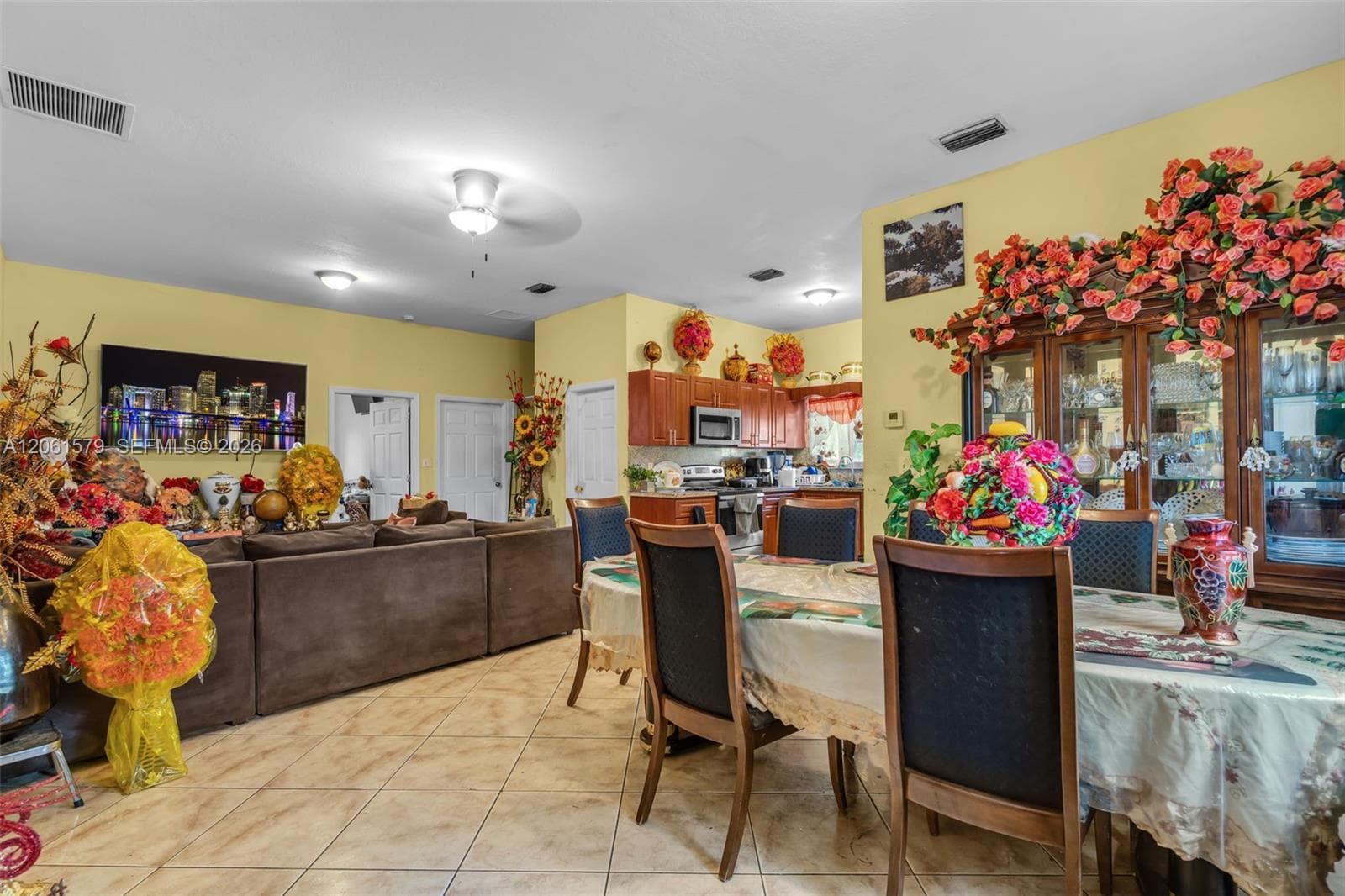 1320 NE 135th St, North Miami, FL 33161 — zdjęcie 5