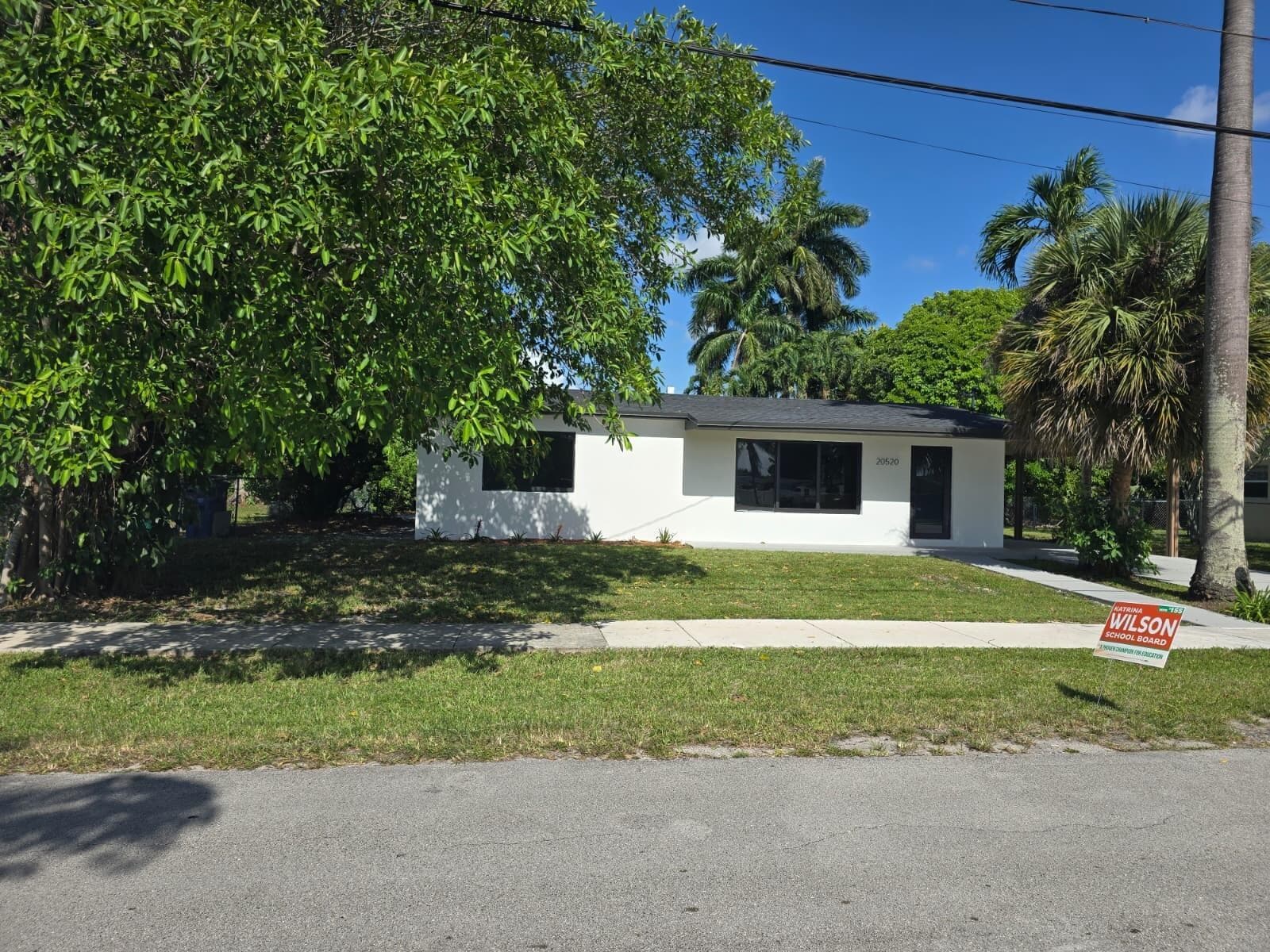 20520 NW 26TH Court, Miami Gardens, FL 33056 — zdjęcie 2