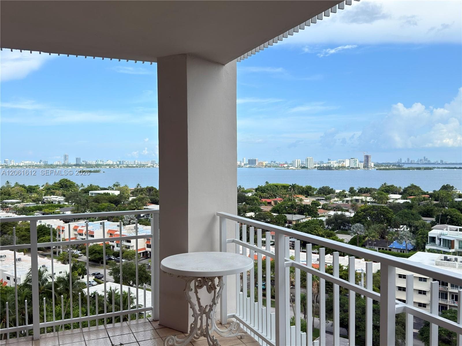 2000 Towerside Ter # 1510, Miami, FL 33138 — zdjęcie 3
