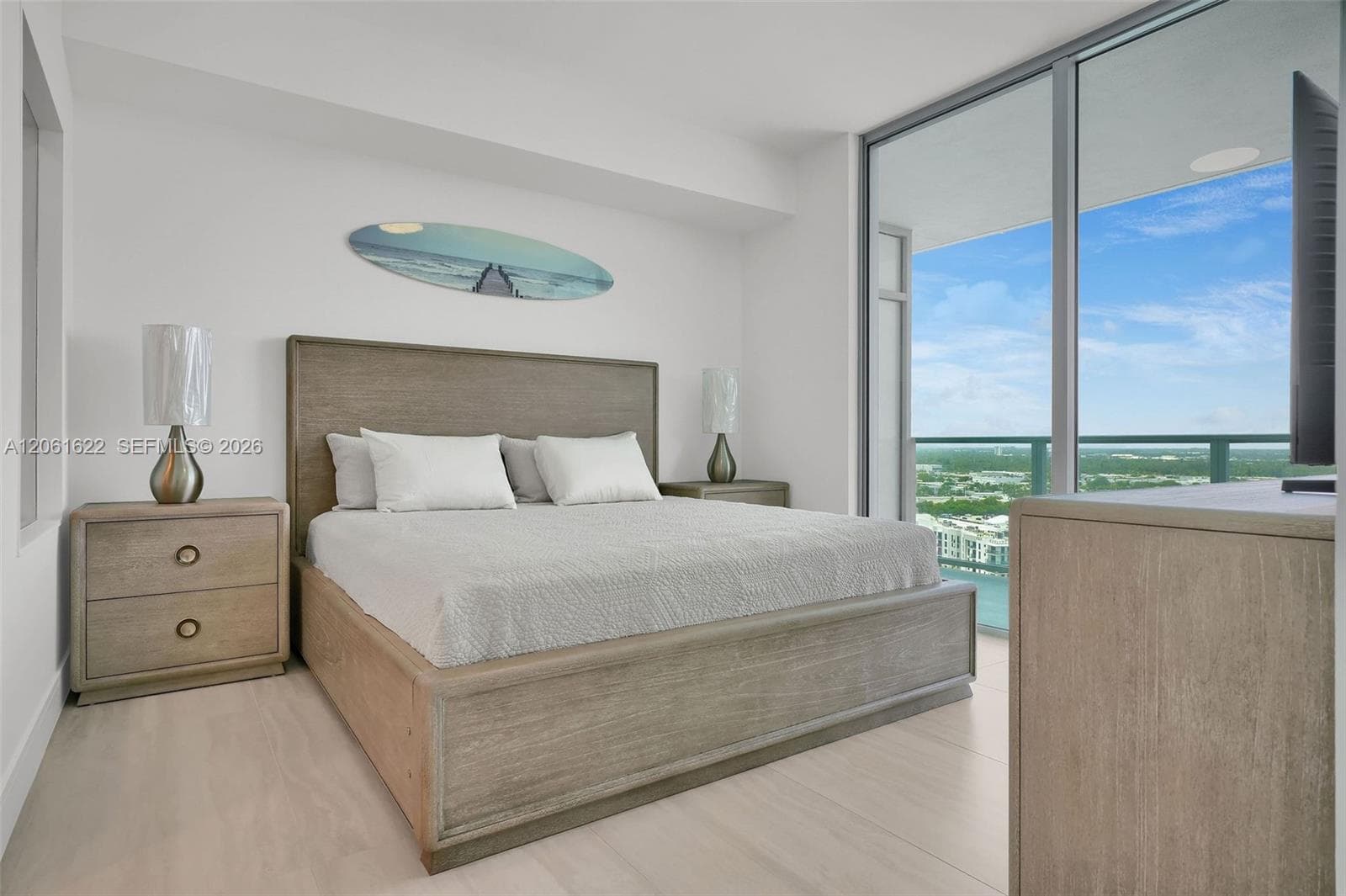 2411 Laguna Circle # 1610, North Miami, FL 33181 — zdjęcie 4