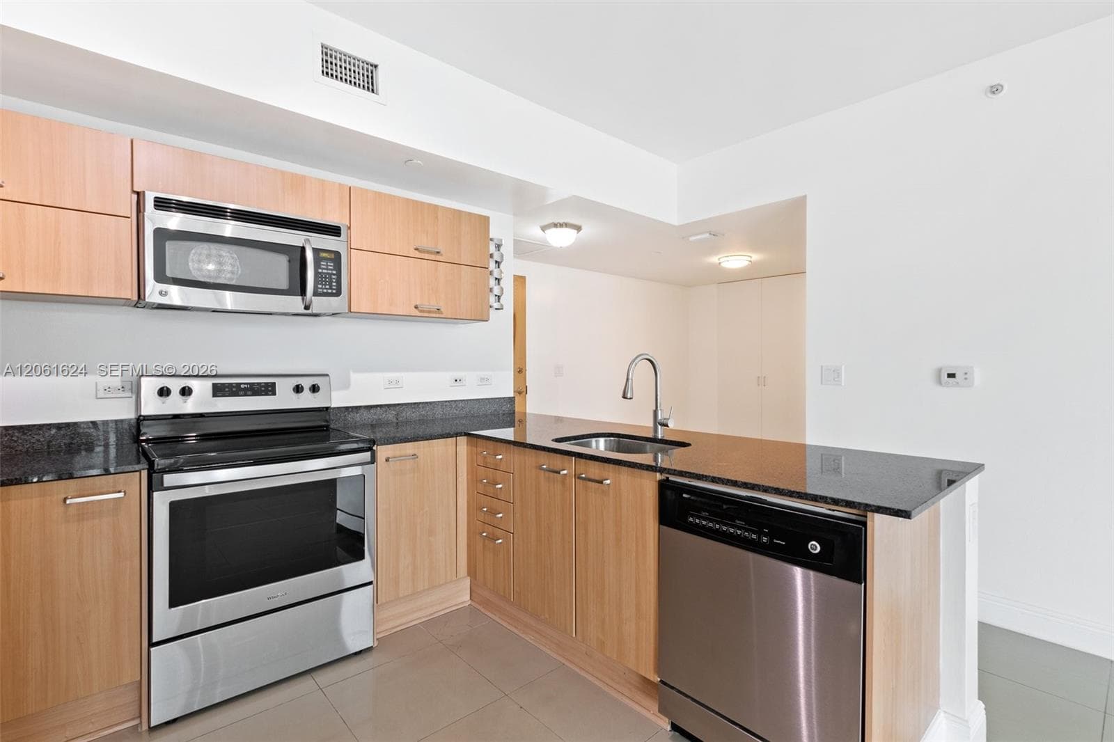 350 S Miami Ave # 1805, Miami, FL 33130 — zdjęcie 5