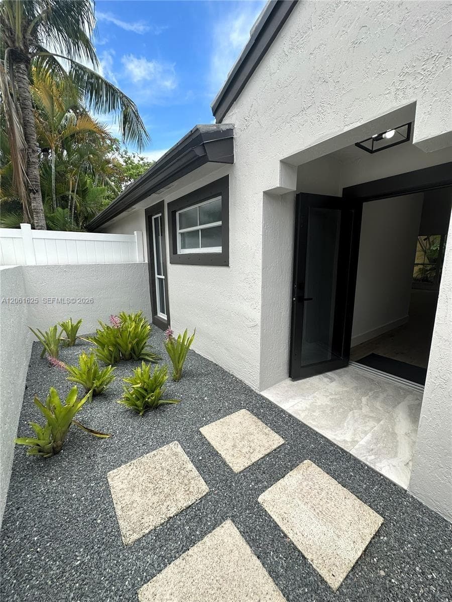 19179 NW 22nd St, Pembroke Pines, FL 33029 — zdjęcie 3