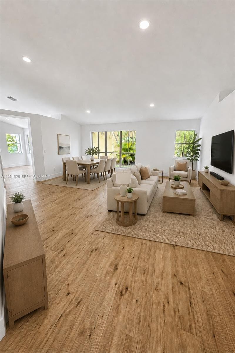 19179 NW 22nd St, Pembroke Pines, FL 33029 — zdjęcie 5