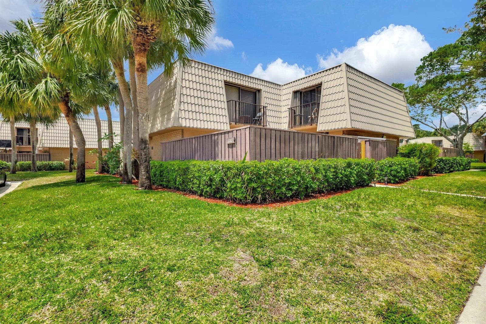 5907 59TH Way, West Palm Beach, FL 33409 — zdjęcie 2