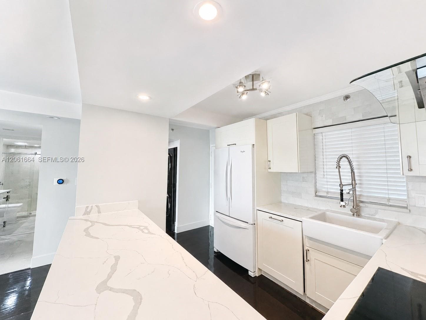 1700 NW N River Dr # 805, Miami, FL 33125 — zdjęcie 4