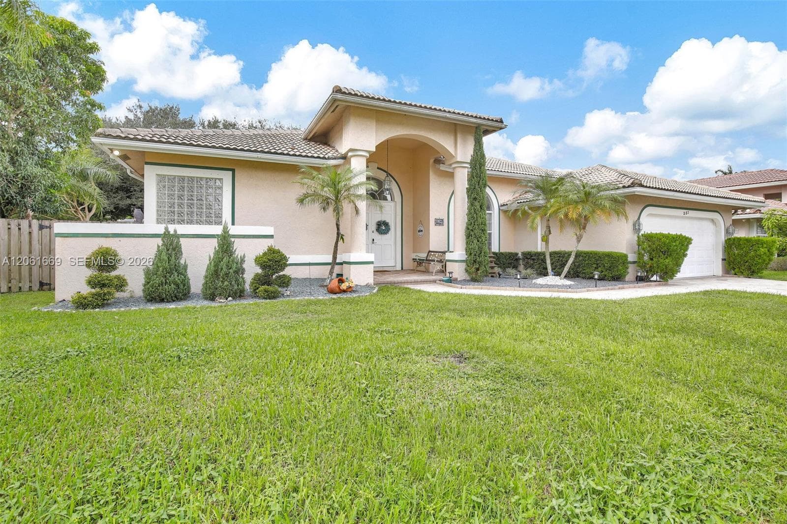 351 NW 110th Ave, Plantation, FL 33324 — zdjęcie 3