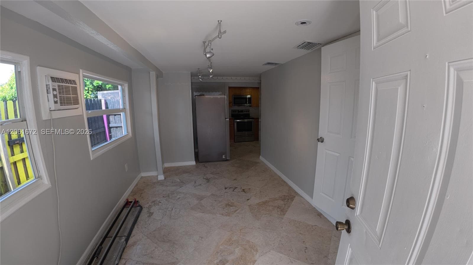 5400 SW 36th St # 1, West Park, FL 33023 — zdjęcie 4