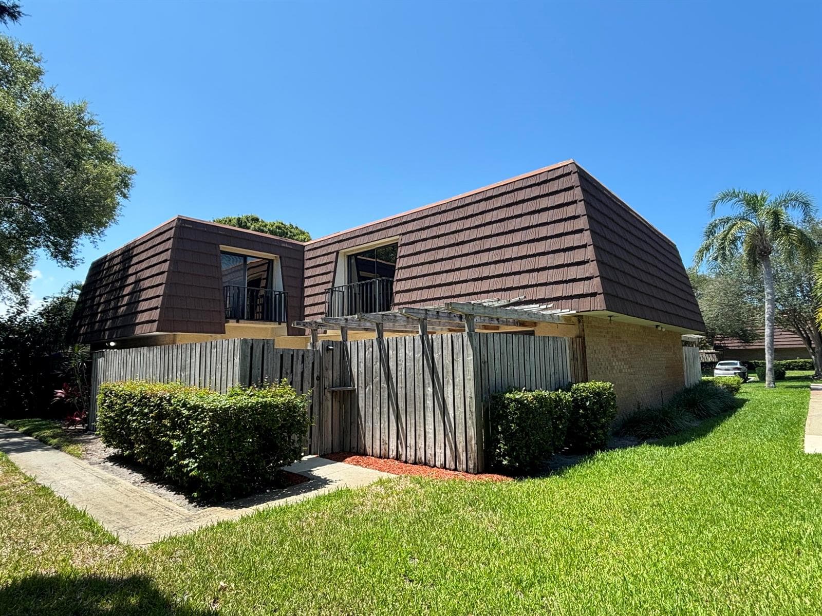 2110 21st Lane, Palm Beach Gardens, FL 33418