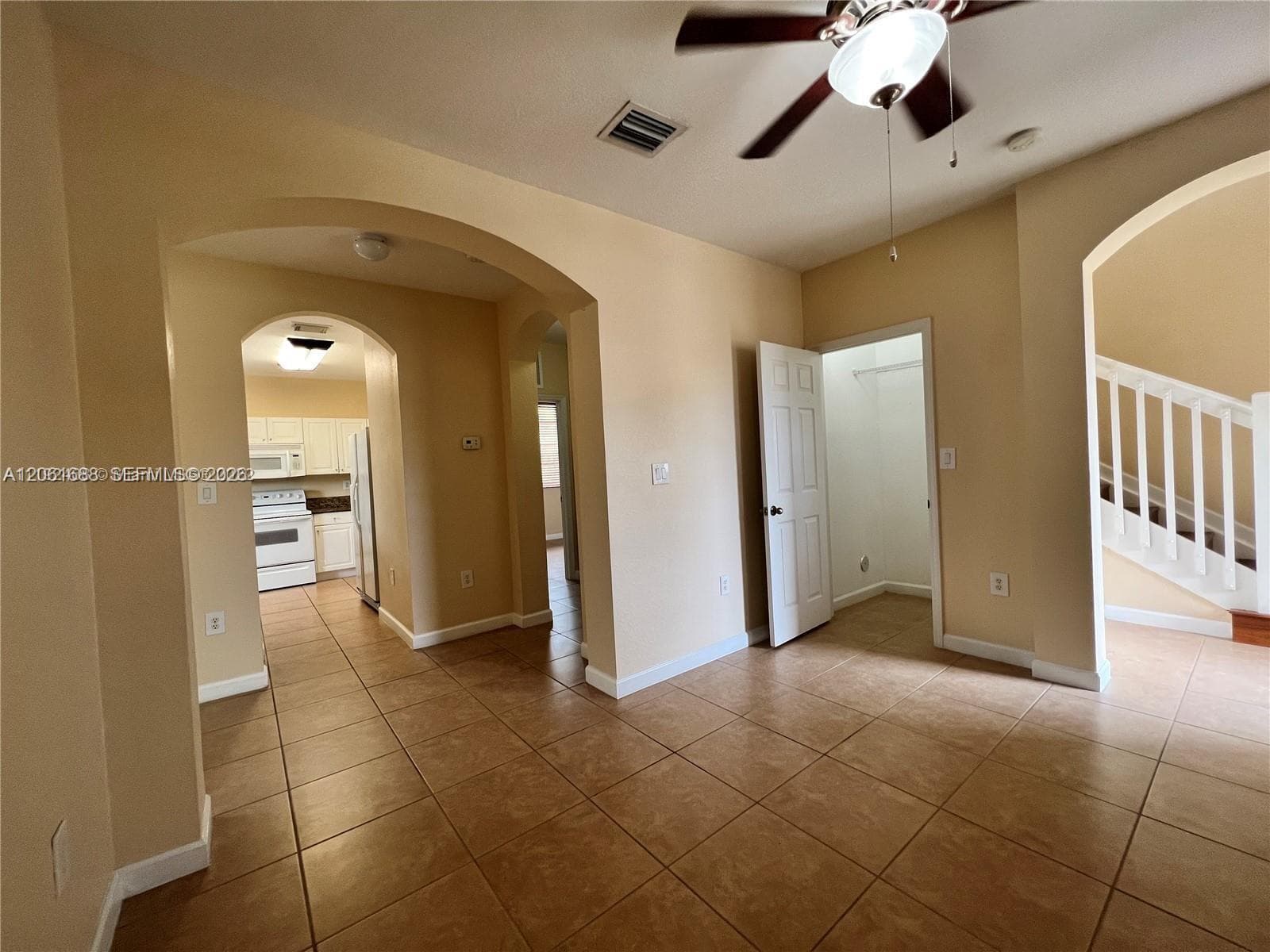 9249 SW 227th St # 2-22, Cutler Bay, FL 33190 — zdjęcie 4