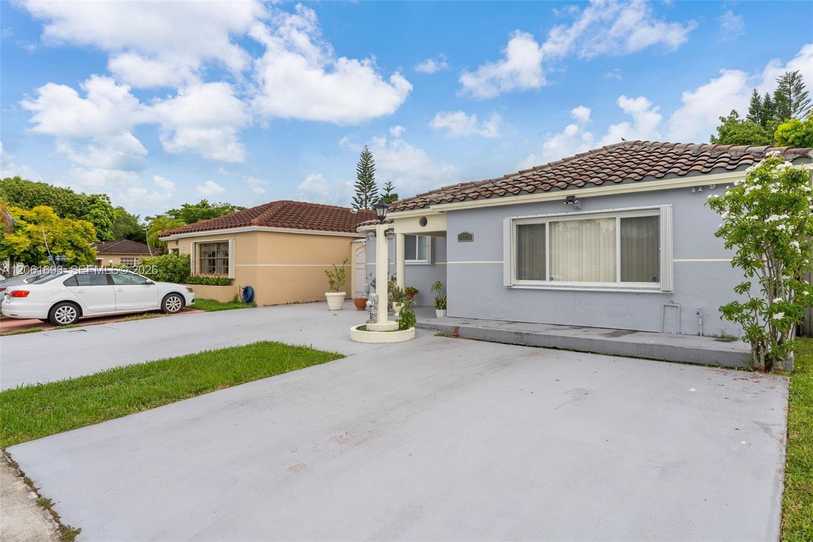 14726 SW 82nd Ter, Miami, FL 33193