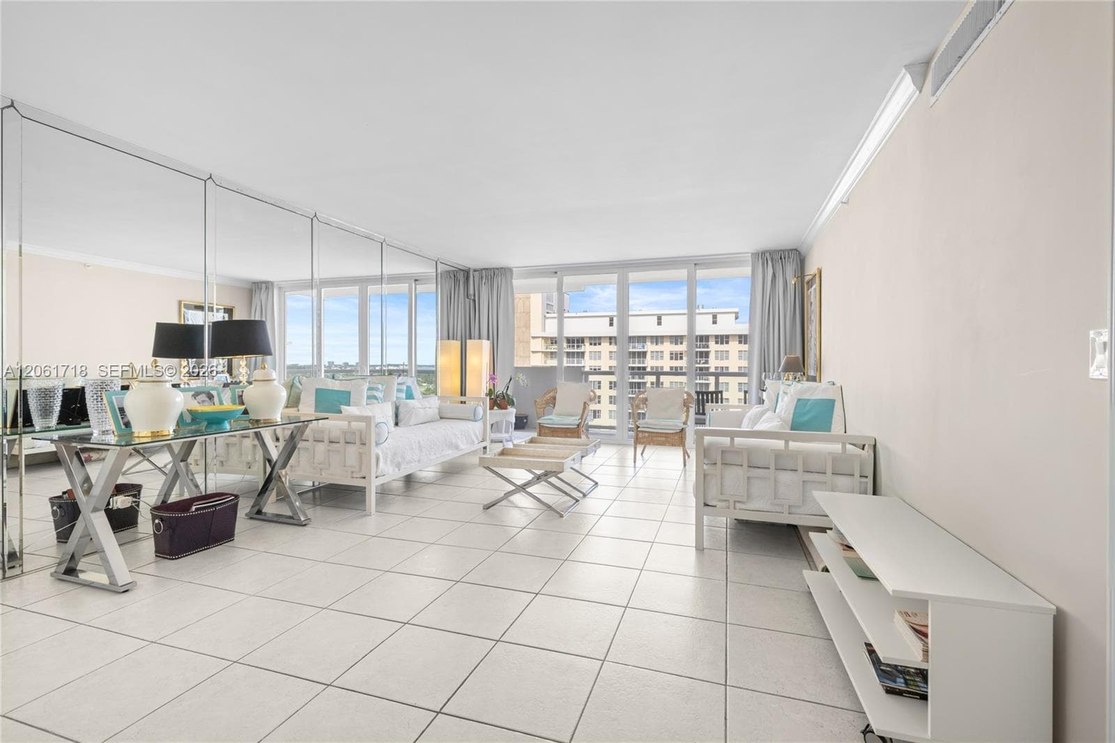 5601 Collins Ave # 1515, Miami Beach, FL 33140 — zdjęcie 3