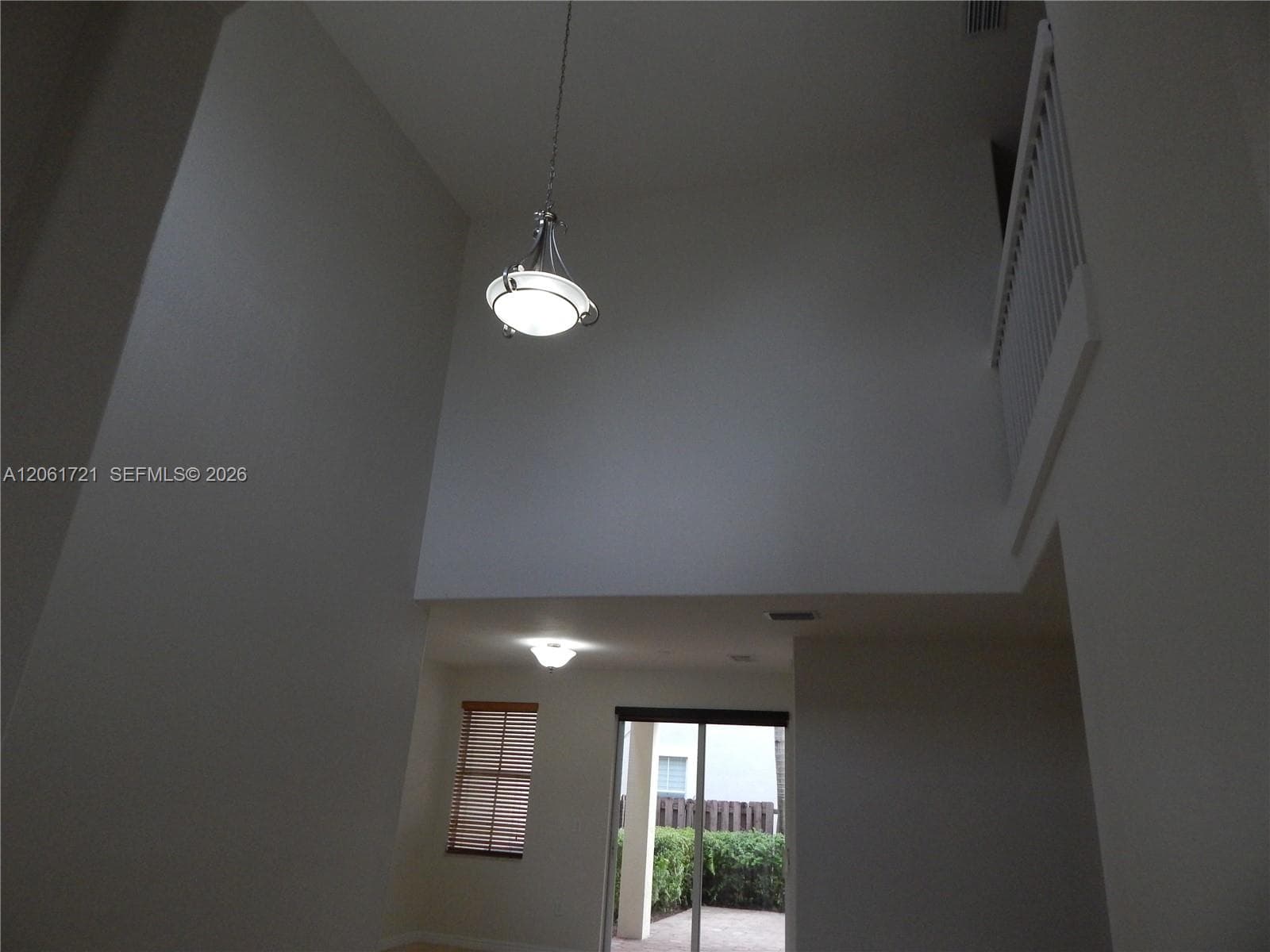 320 SW 87th Ct, Miami, FL 33174 — zdjęcie 4