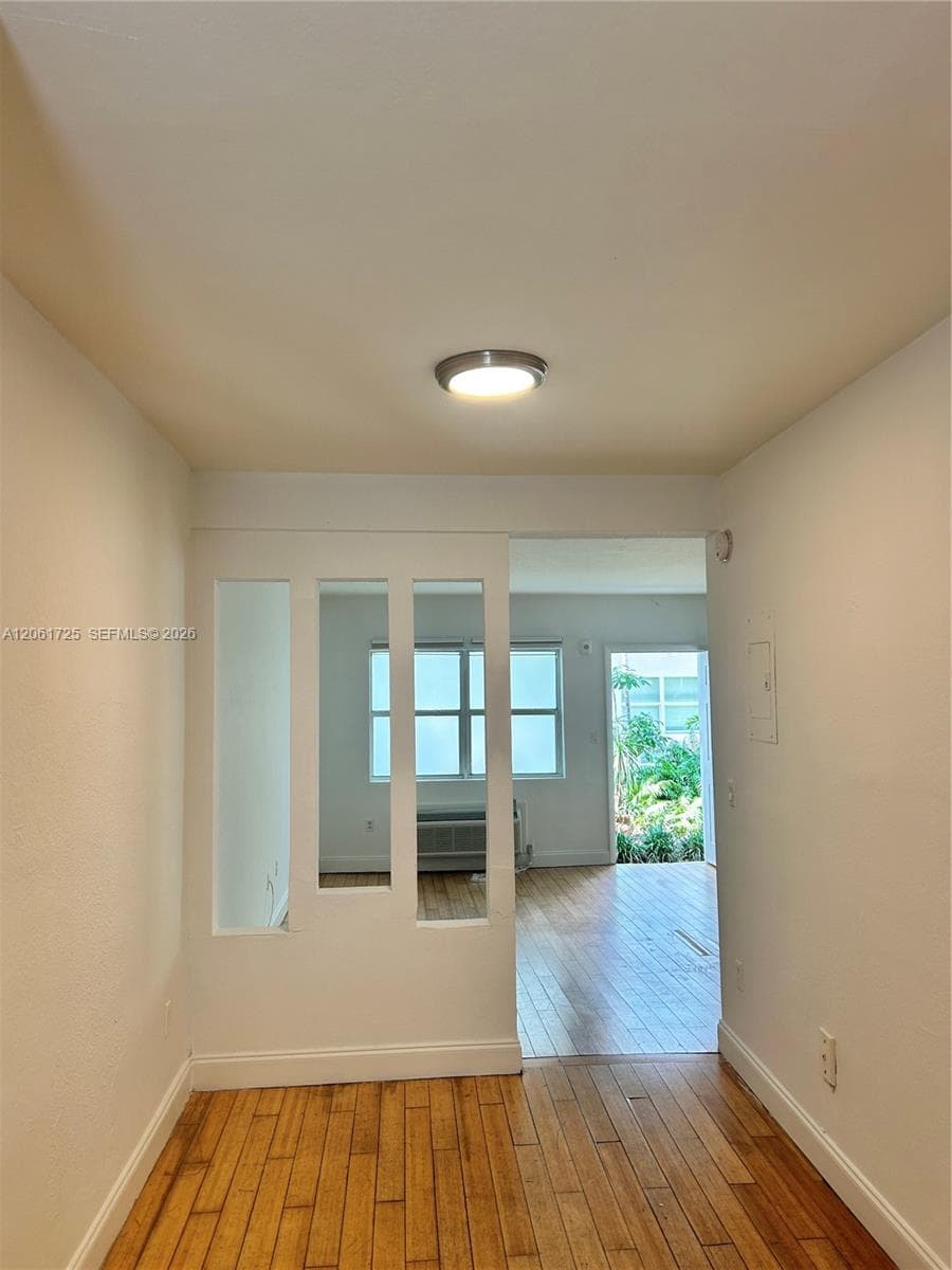8080 Tatum Waterway Dr # 12, Miami Beach, FL 33141 — zdjęcie 2