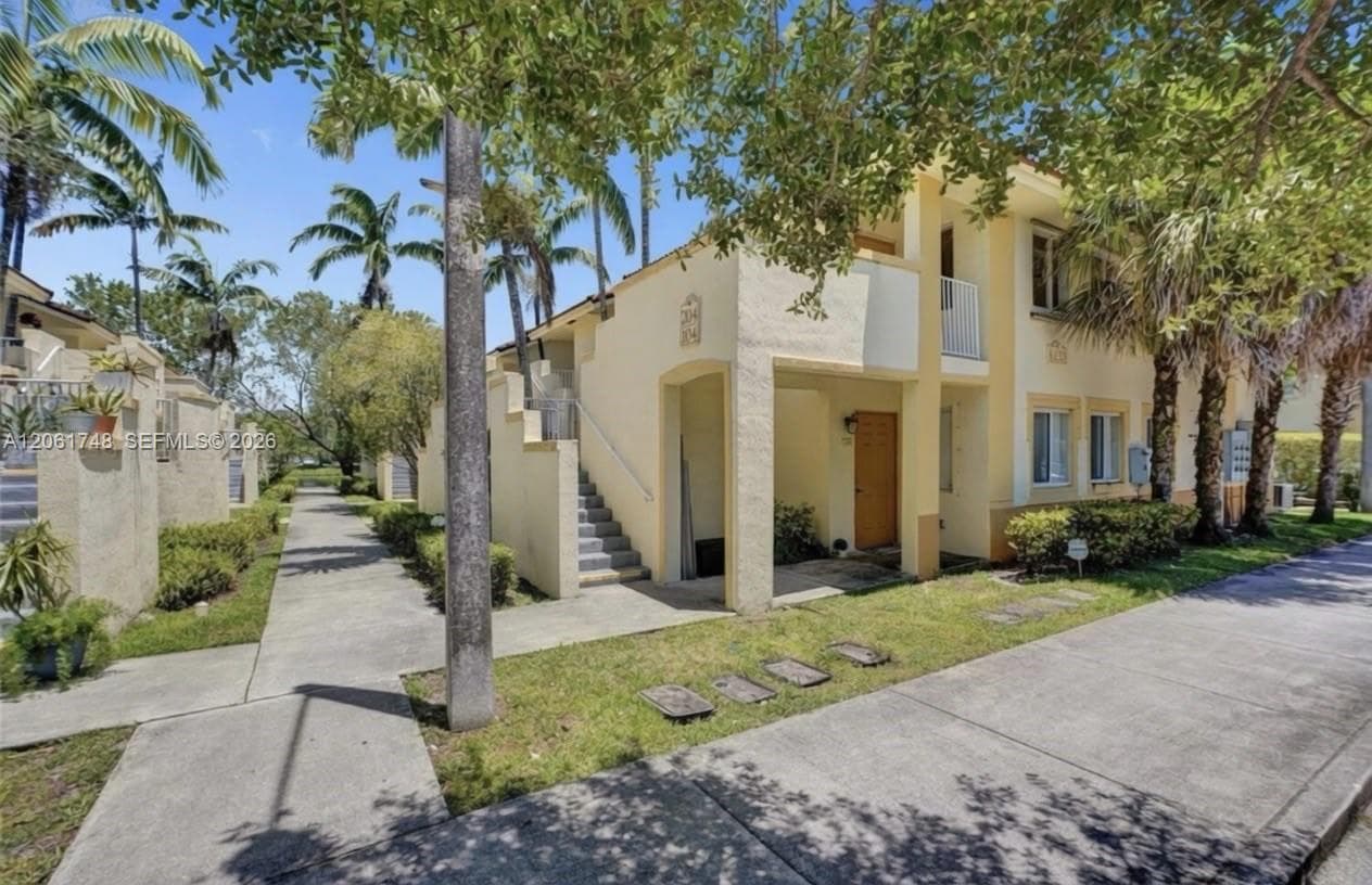 6235 SW 47th Mnr # 204, Davie, FL 33314