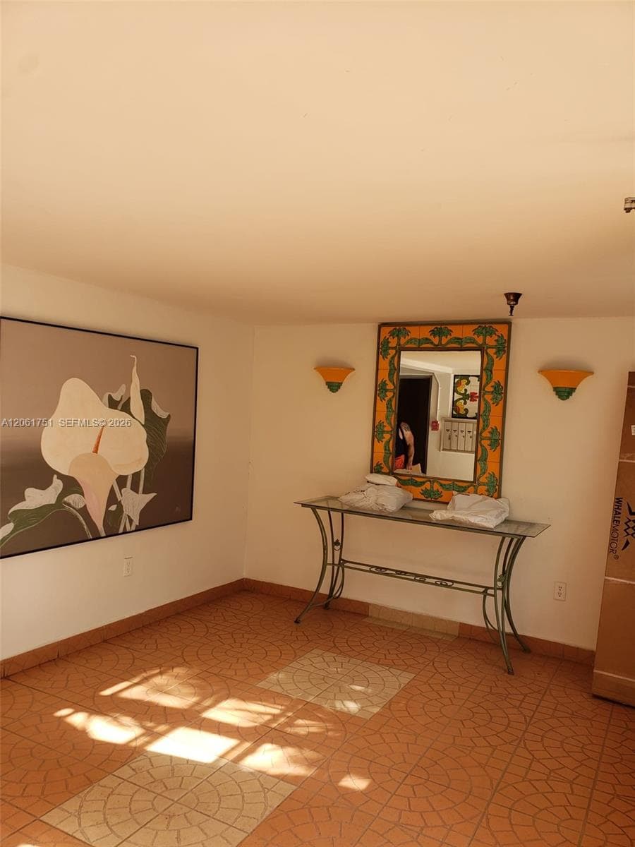 525 Meridian Ave # 102, Miami Beach, FL 33139 — zdjęcie 2