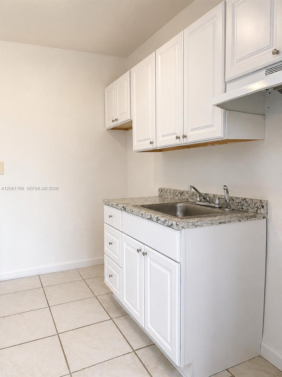 2181 NW 91st St # A, Miami, FL 33147 — zdjęcie 4