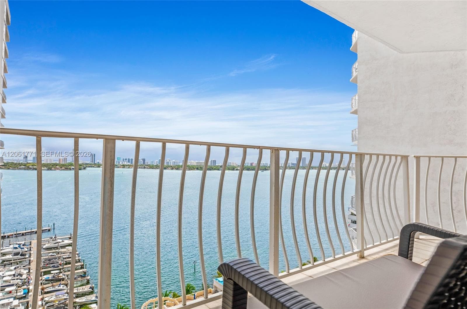 7601 E Treasure Dr # 1809, North Bay Village, FL 33141 — zdjęcie 2