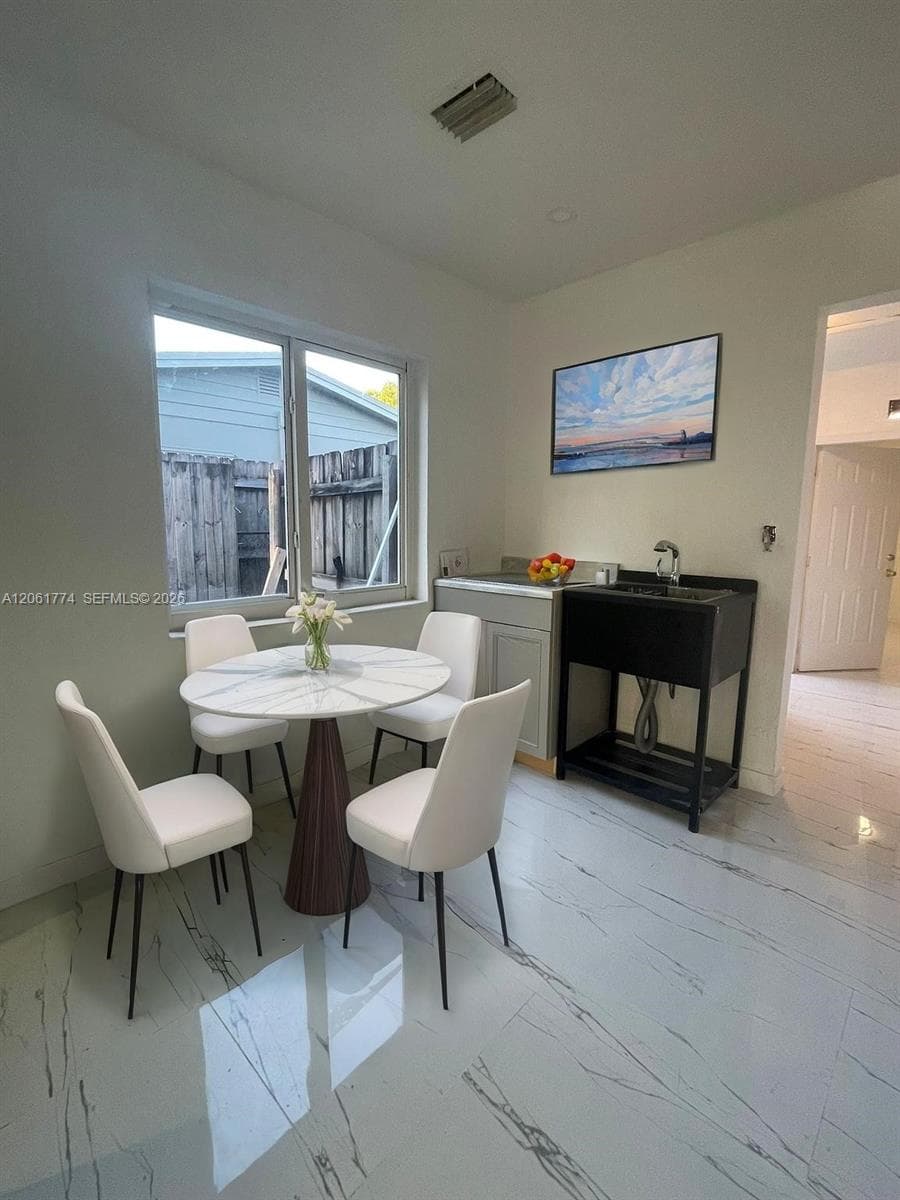 1400 N 74th Ter # Efficiency, Hollywood, FL 33024 — zdjęcie 2