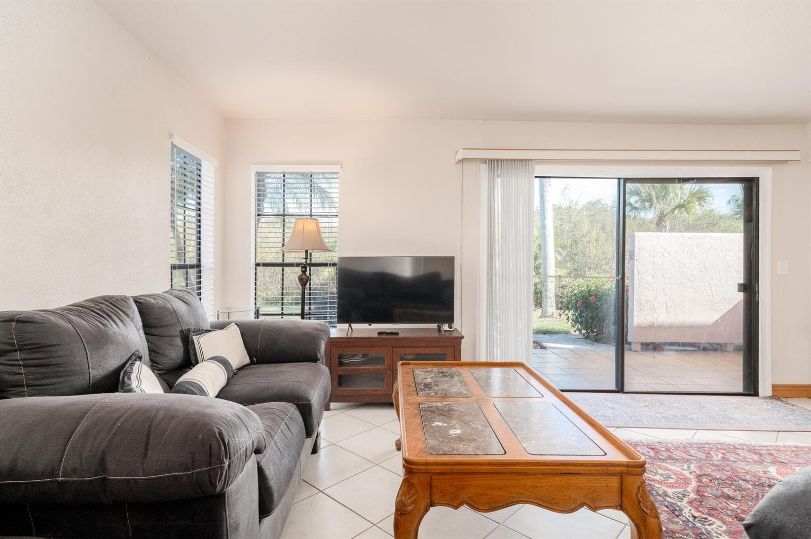3307 SE SANDPIPER Circle, Port St. Lucie, FL 34952 — zdjęcie 5
