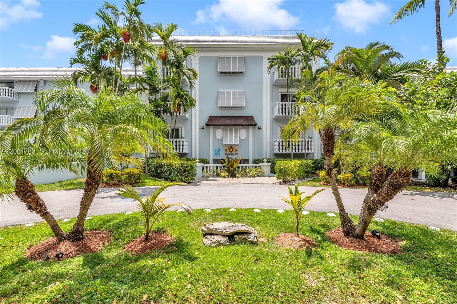 1150 Madruga Ave # A304, Coral Gables, FL 33146