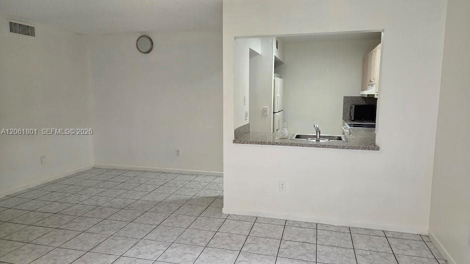 6730 W 26 CT # 12-15, Hialeah Gardens, FL 33016 — zdjęcie 2
