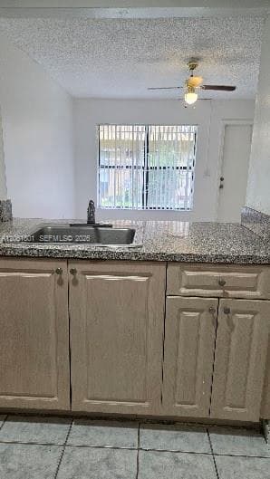 6730 W 26 CT # 12-15, Hialeah Gardens, FL 33016 — zdjęcie 4